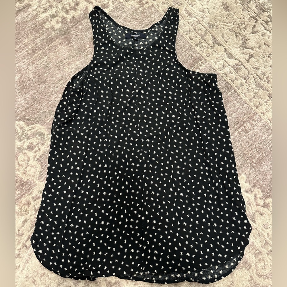 Madewell racer back tank top with dolphin hem